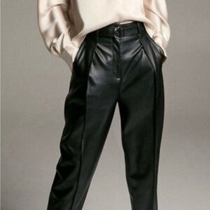 Aritzia Babaton Mayne Leather Vegan Pant with belt. Size 4.